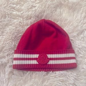 Moncler Enfant - logo-patch cotton beanie - kids - Cotton - XS - Red